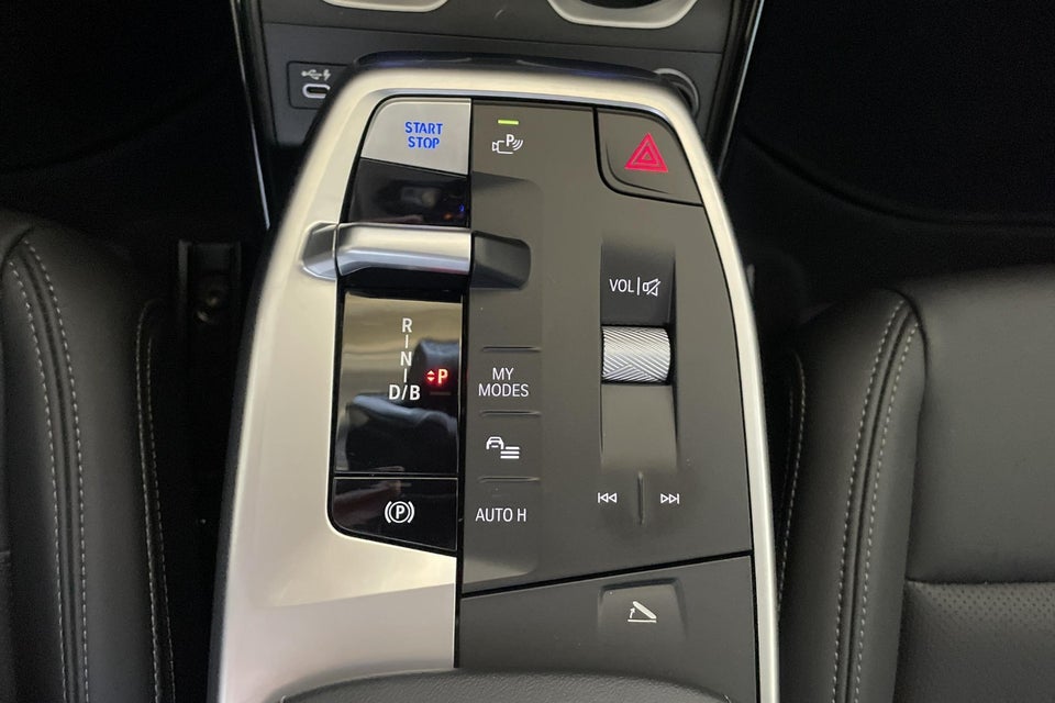 BMW iX1 eDrive20 X-Line 5d