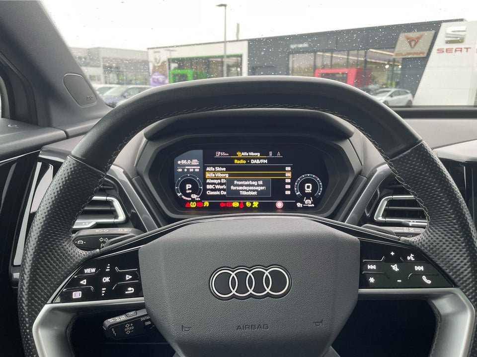 Audi Q4 e-tron 40 edition one S-line 5d