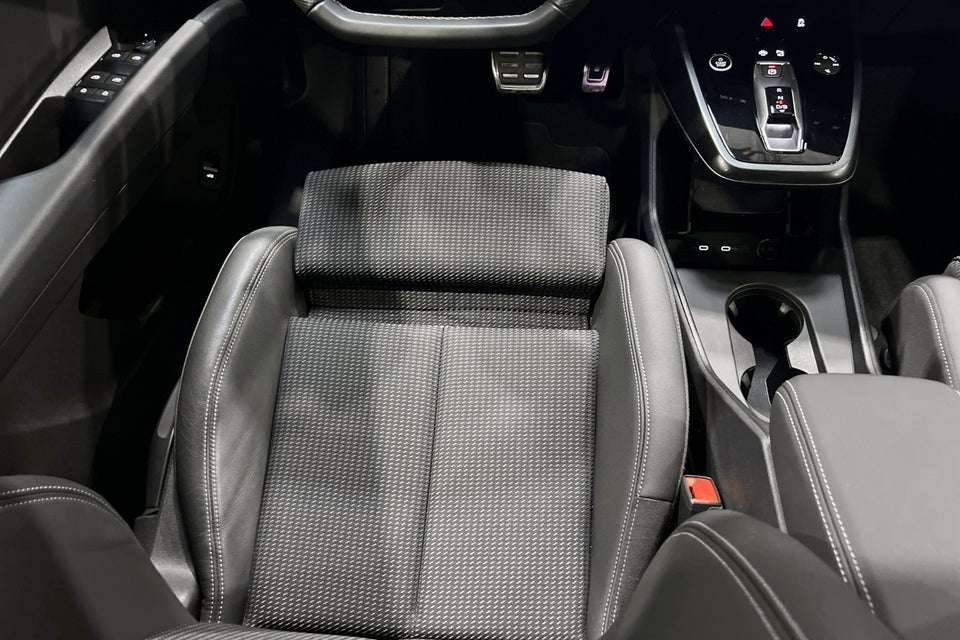 Audi Q4 e-tron 45 Progress 5d