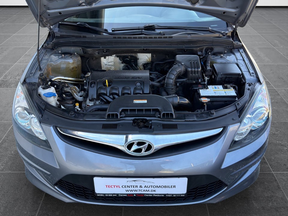 Hyundai i30 1,4 CVVT Comfort 5d