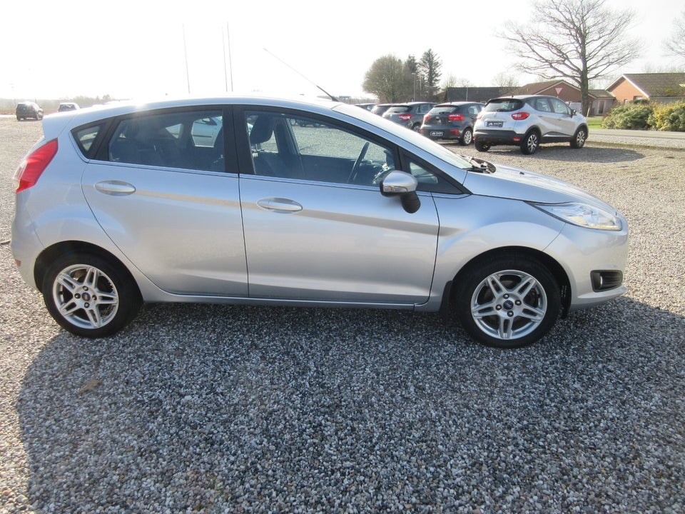 Ford Fiesta 1,0 SCTi 100 Titanium 5d
