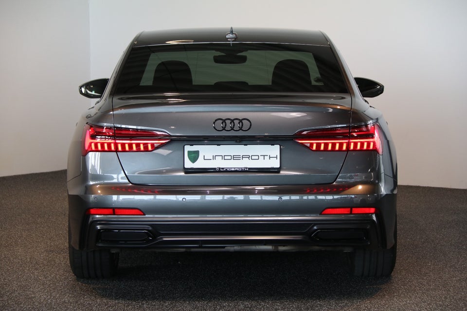 Audi A6 55 TFSi S-line quattro S-tr. 4d