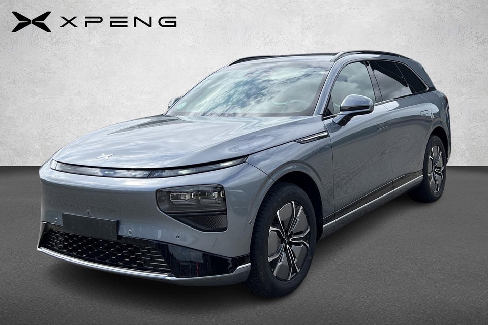 Xpeng G9 Standard Range 5d