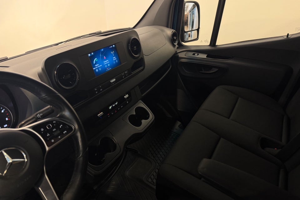Mercedes Sprinter 317 2,0 CDi A2 Kassevogn aut. RWD