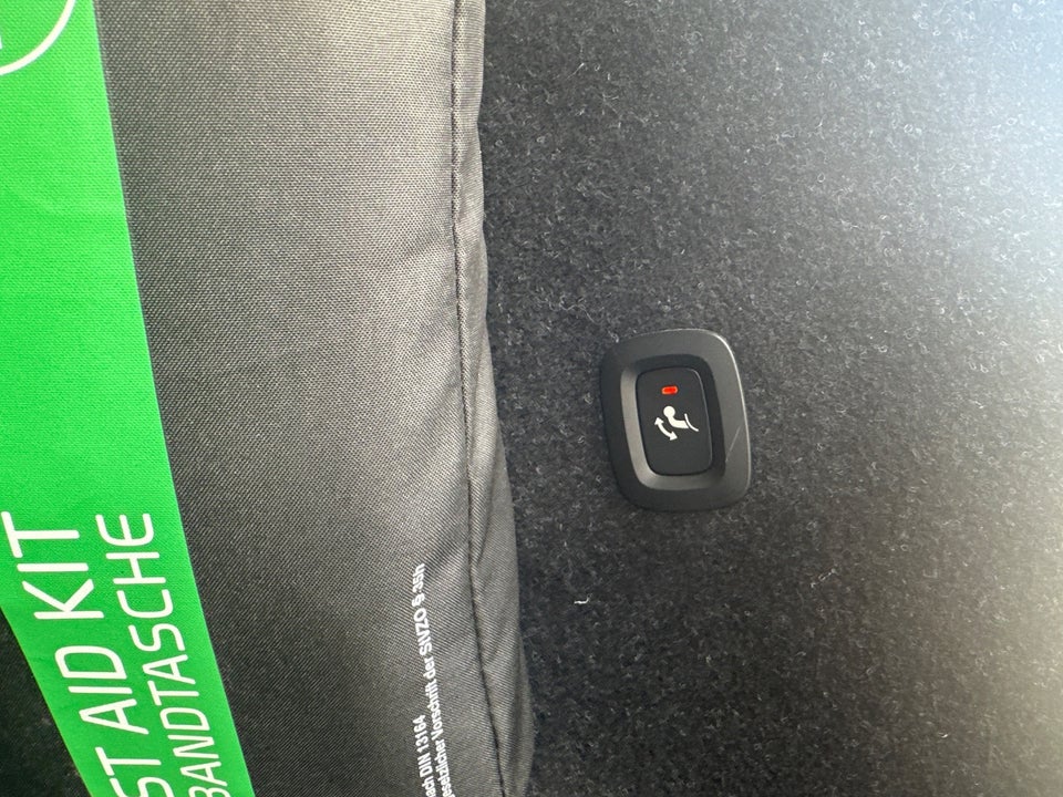 Volvo C40 P6 ReCharge Core 5d