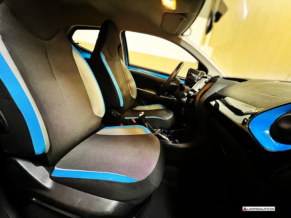 Toyota Aygo 1,0 VVT-i x-cite 5d