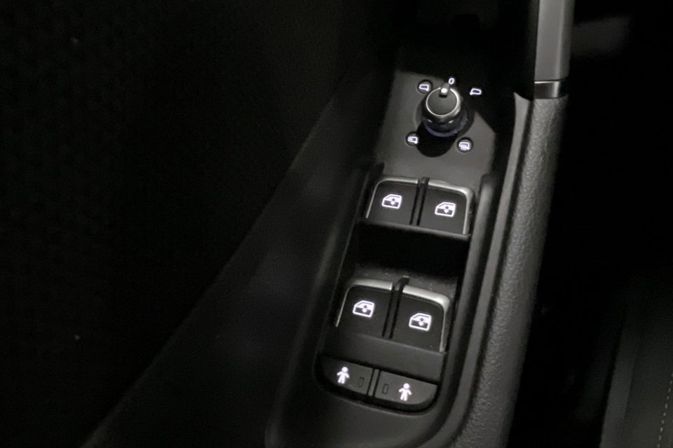 Audi Q2 35 TFSi S-line S-tr. 5d