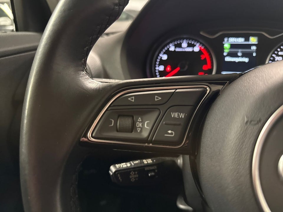 Audi Q2 35 TFSi Prestige S-tr. 5d