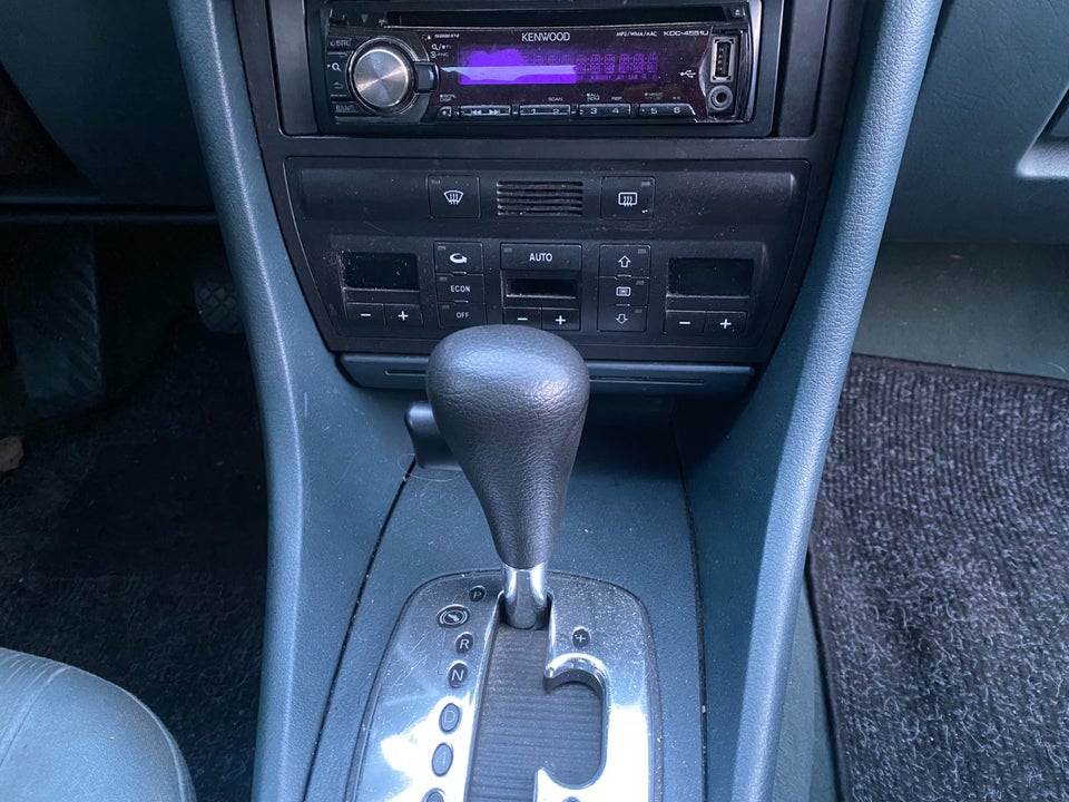 Audi A6 2,4 V6 Tiptr. 4d