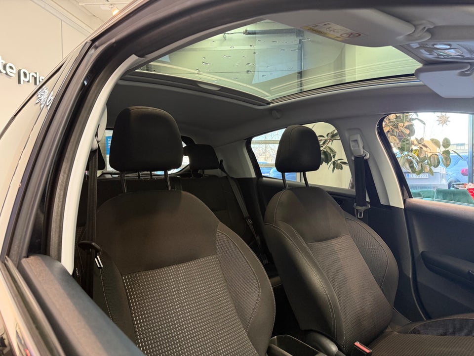 Peugeot 208 1,6 BlueHDi 100 Allure Sky 5d