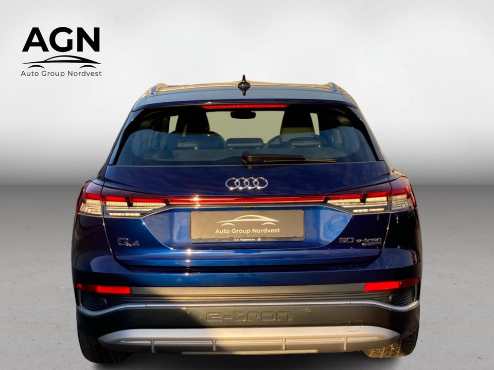 Audi Q4 e-tron 50 S-line quattro 5d