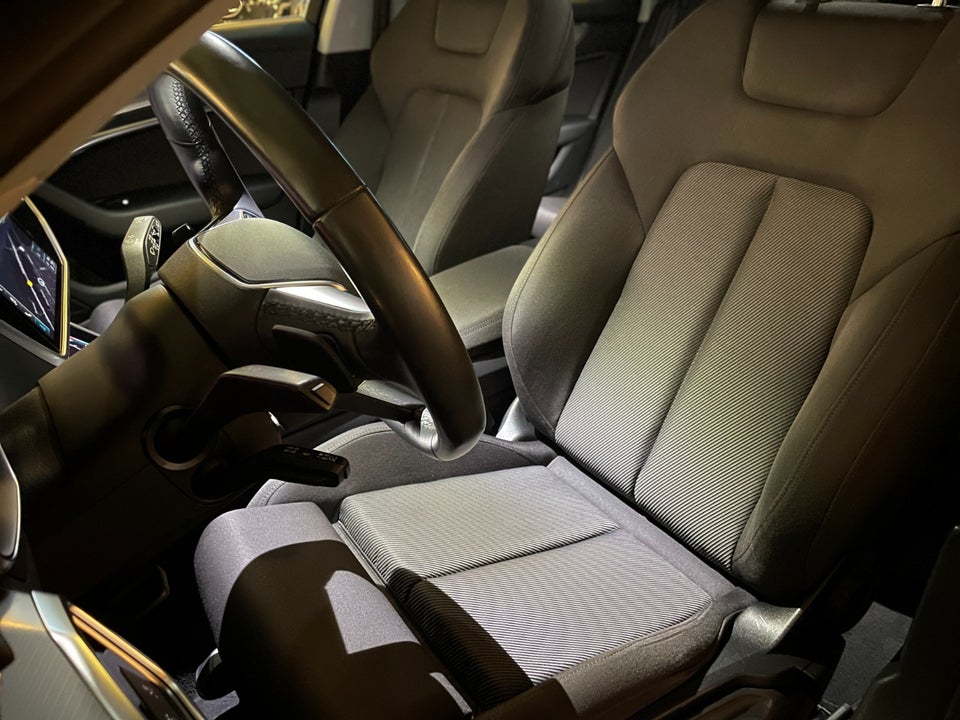 Audi A6 40 TDi Sport Prestige Avant S-tr. 5d