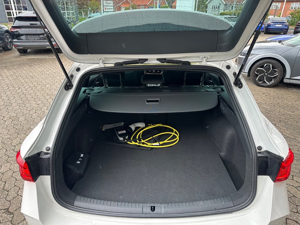 Cupra Leon 1,4 eHybrid Sportstourer DSG 5d