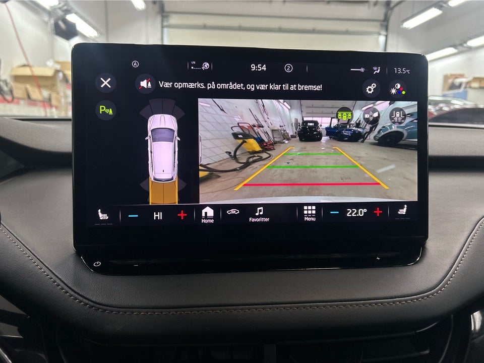 Skoda Enyaq 80 iV Suite 5d