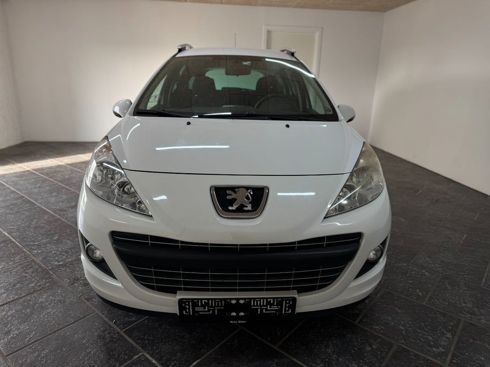 Peugeot 207 1,6 VTi Premium SW 5d