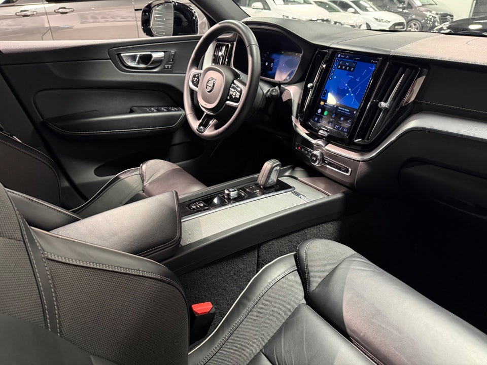 Volvo XC60 2,0 B4 197 R-Design aut. 5d