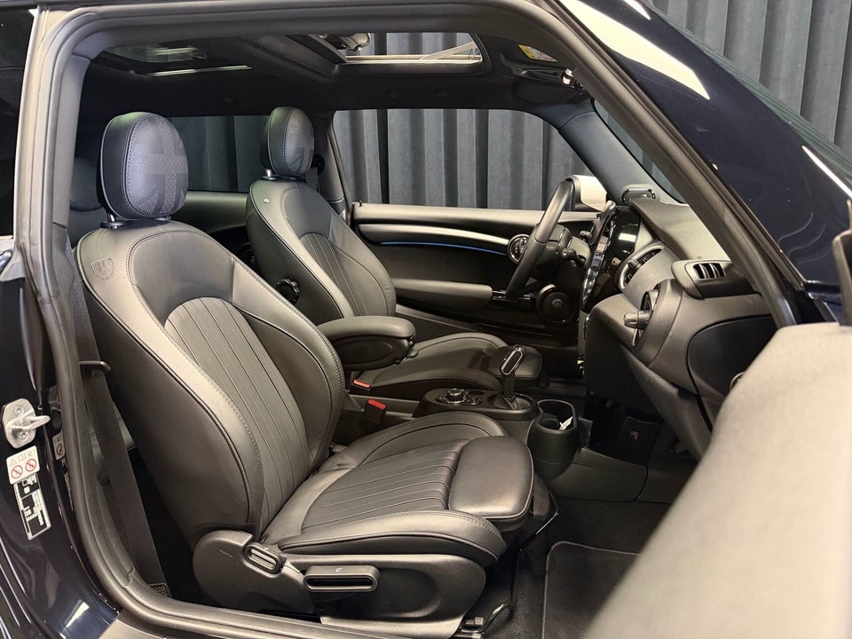 MINI Cooper SE Yours Trim 3d