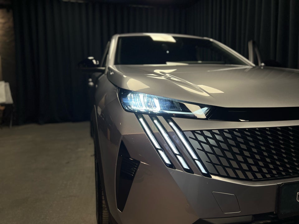 Peugeot e-3008 77 Allure 5d