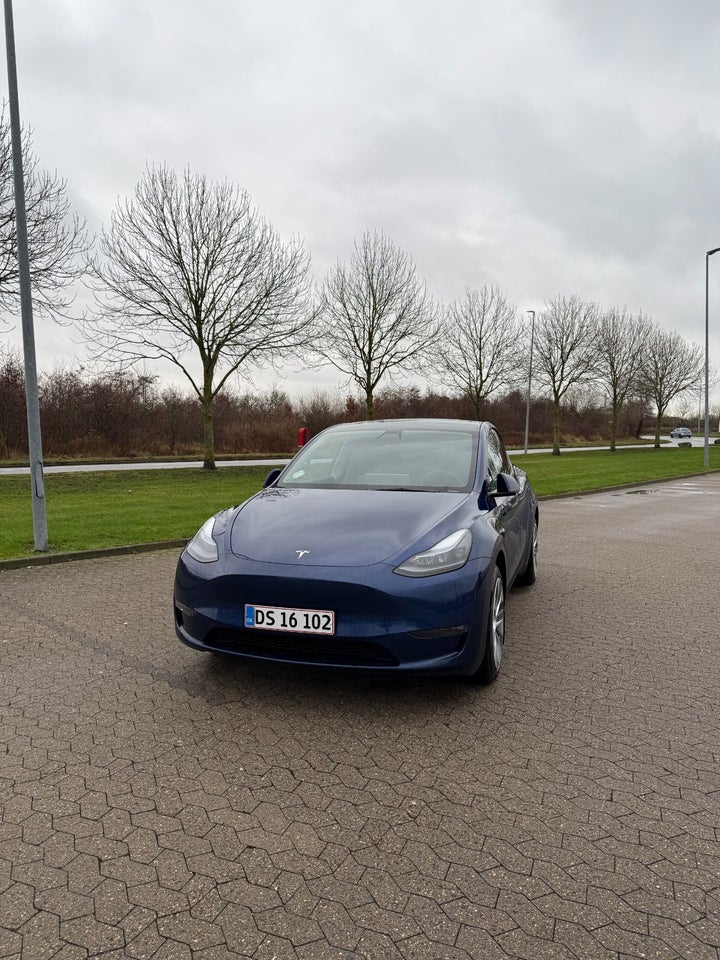 Tesla Model Y Long Range AWD 5d