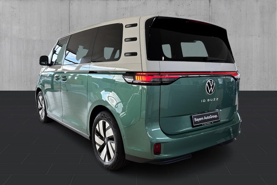 VW ID.Buzz 77 Pro SWB 5d