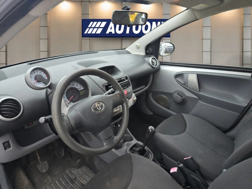 Toyota Aygo 1,0 Plus komfort 5d