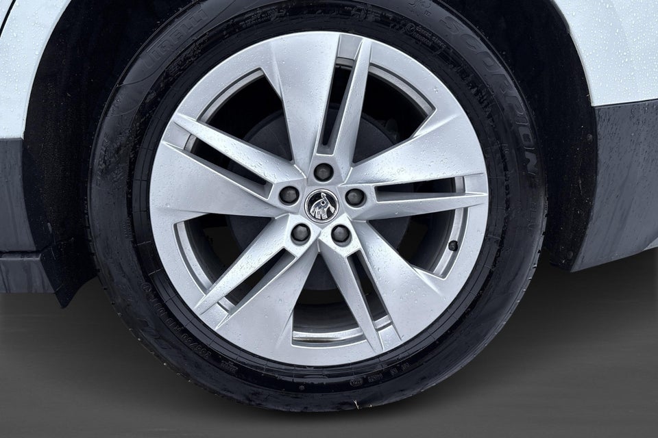 Skoda Enyaq 85 iV Premium 5d