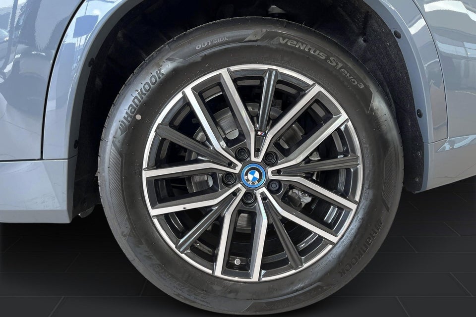 BMW iX1 eDrive20 M-Sport 5d