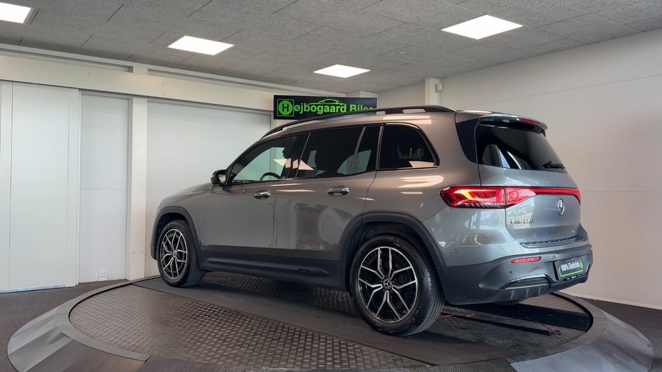 Mercedes EQB250 AMG Line 5d