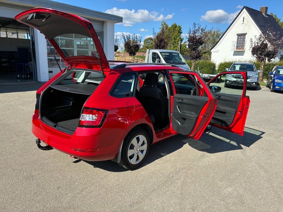 Skoda Fabia 1,0 TSi 110 Ambition Combi 5d