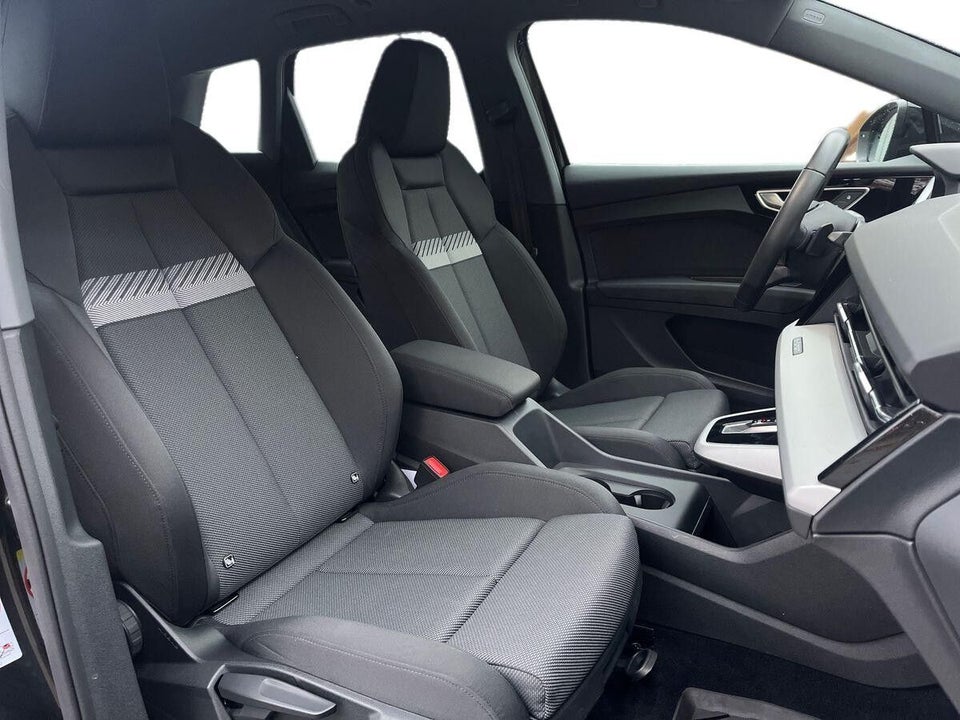 Audi Q4 e-tron 50 Attitude quattro 5d