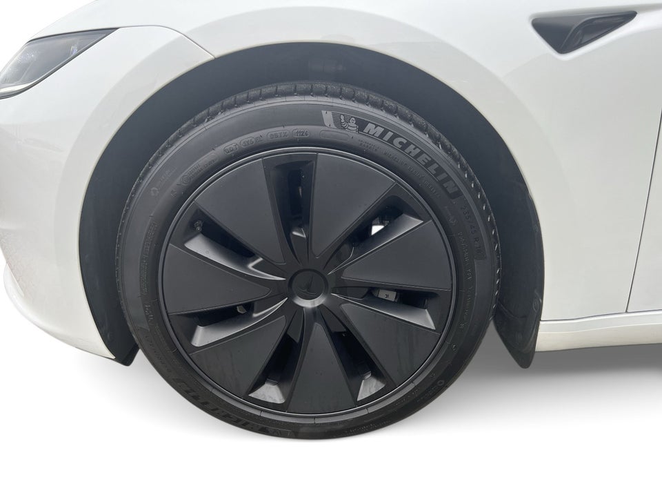 Tesla Model 3 Long Range AWD 4d