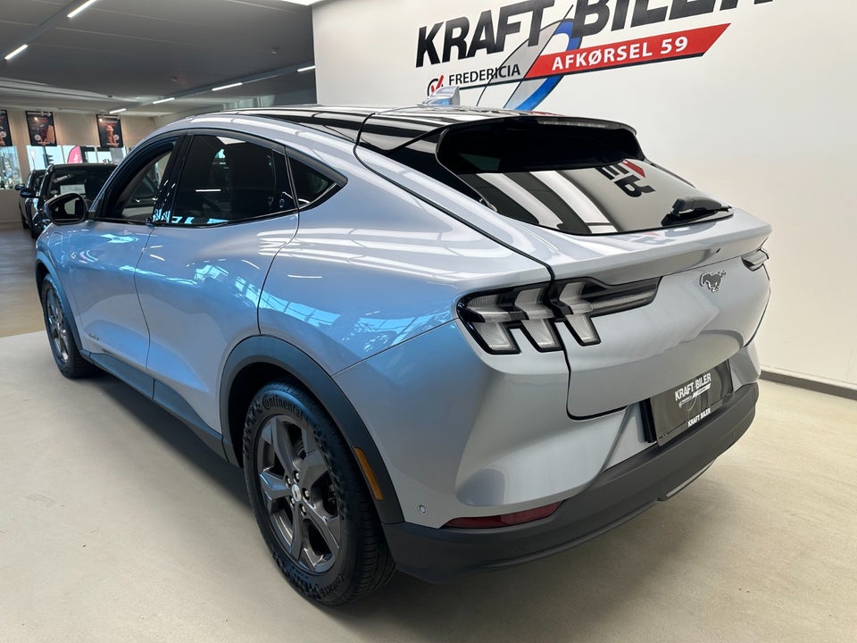 Ford Mustang Mach-E 75 Standard Range 5d