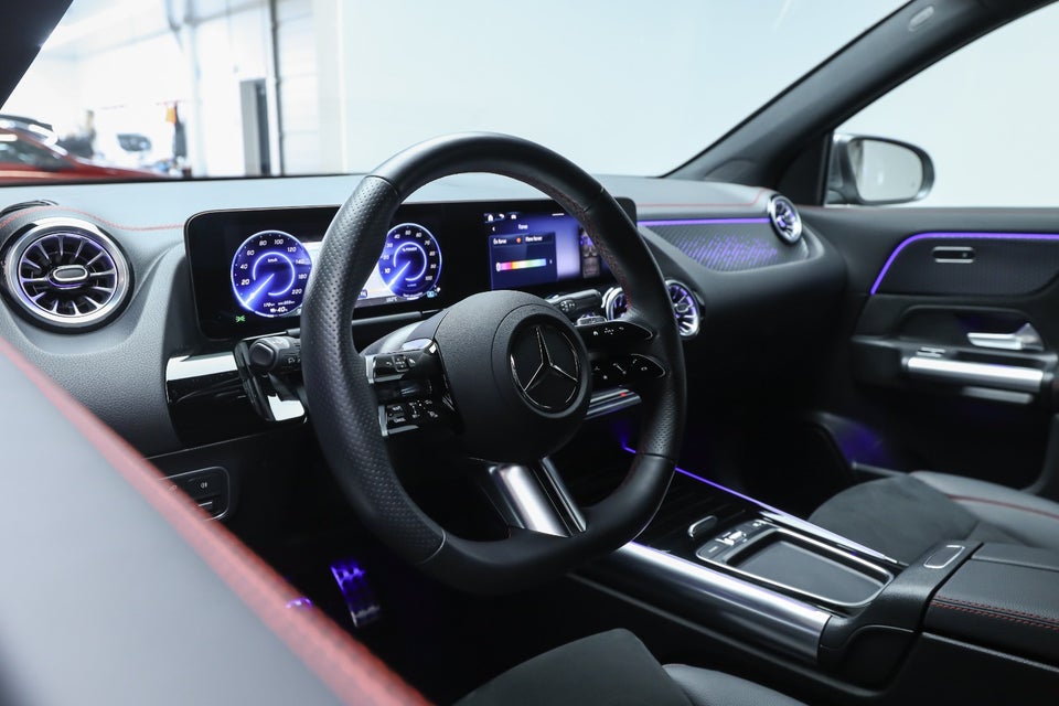 Mercedes EQA250+ AMG Advance 5d