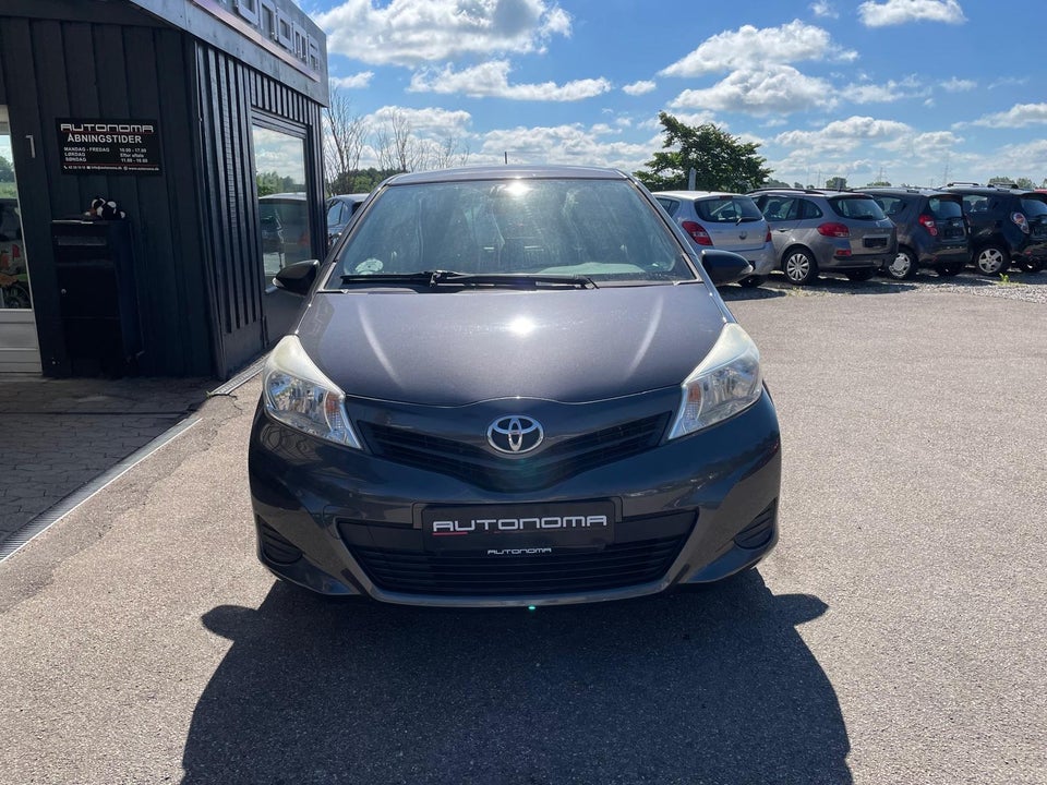 Toyota Yaris 1,0 VVT-i T1 5d