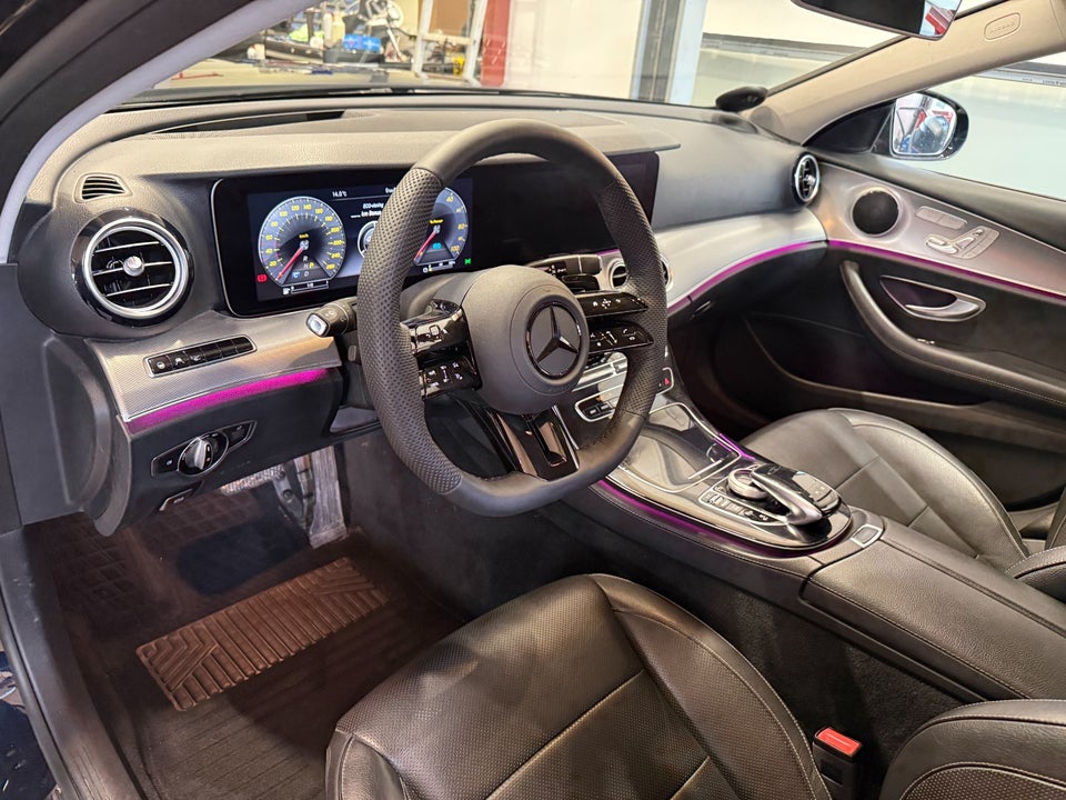 Mercedes E300 de 2,0 AMG Line stc. aut. 5d