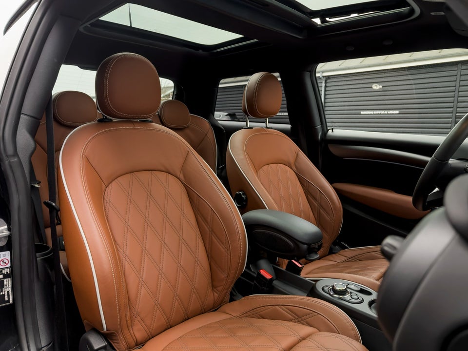 MINI Cooper SE Younique Trim 3d