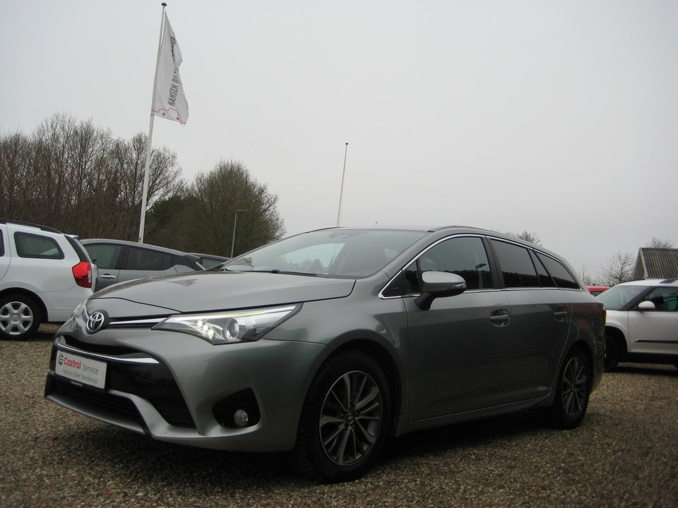 Toyota Avensis 1,8 VVT-i T2 Touring Sports MDS 5d