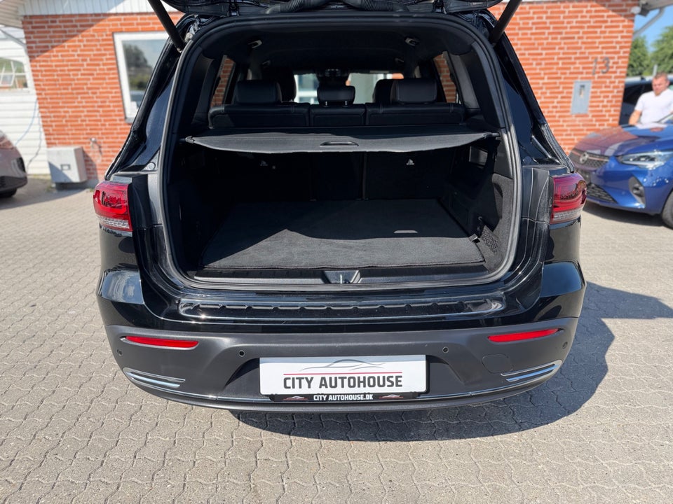 Mercedes EQB300 4Matic 5d