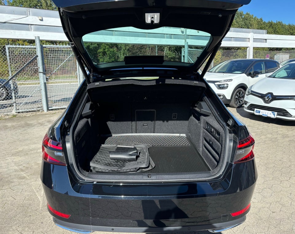 Skoda Superb 1,4 TSi iV Sportline DSG 5d