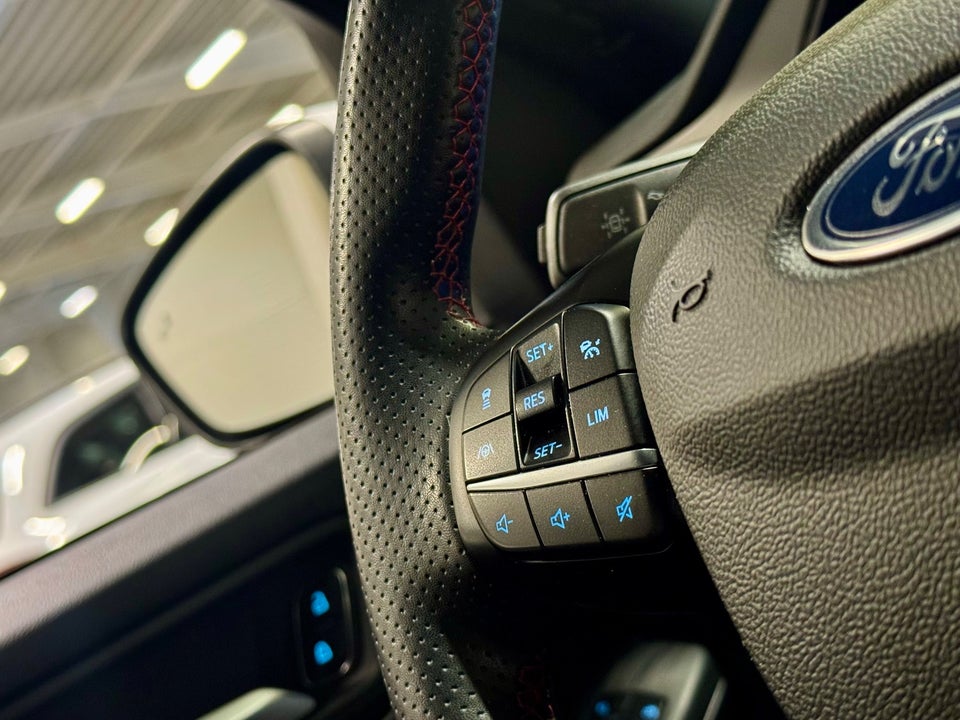 Ford Kuga 2,5 PHEV ST-Line X CVT 5d