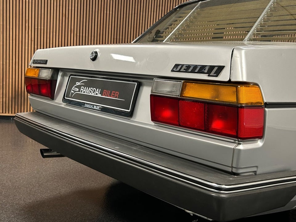 VW Jetta 1,3 2d
