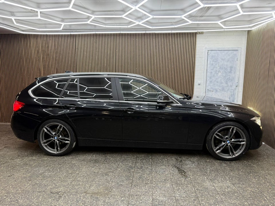 BMW 320d 2,0 Touring aut. 5d