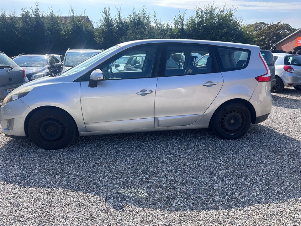 Renault Grand Scenic III 1,6 dCi 130 Dynamique 7prs 5d