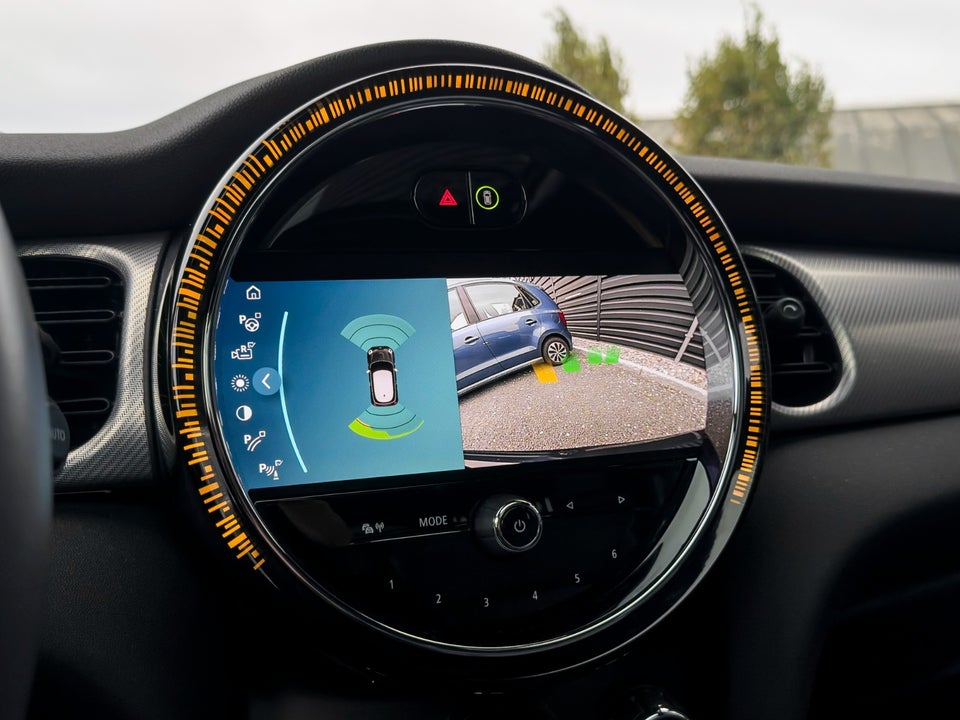 MINI Cooper SE Younique Trim 3d