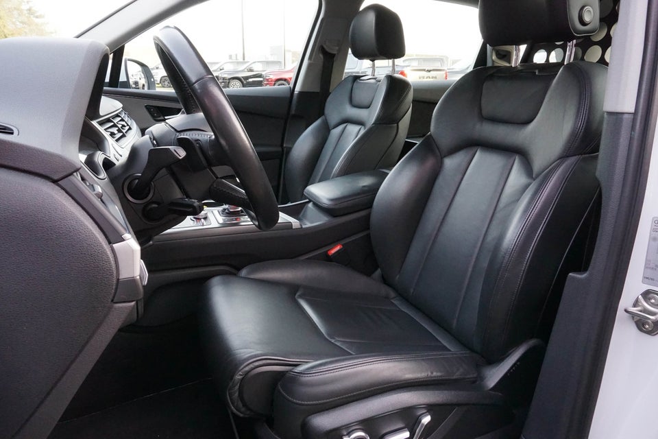 Audi Q7 3,0 TDi 272 quattro Tiptr. Van 5d