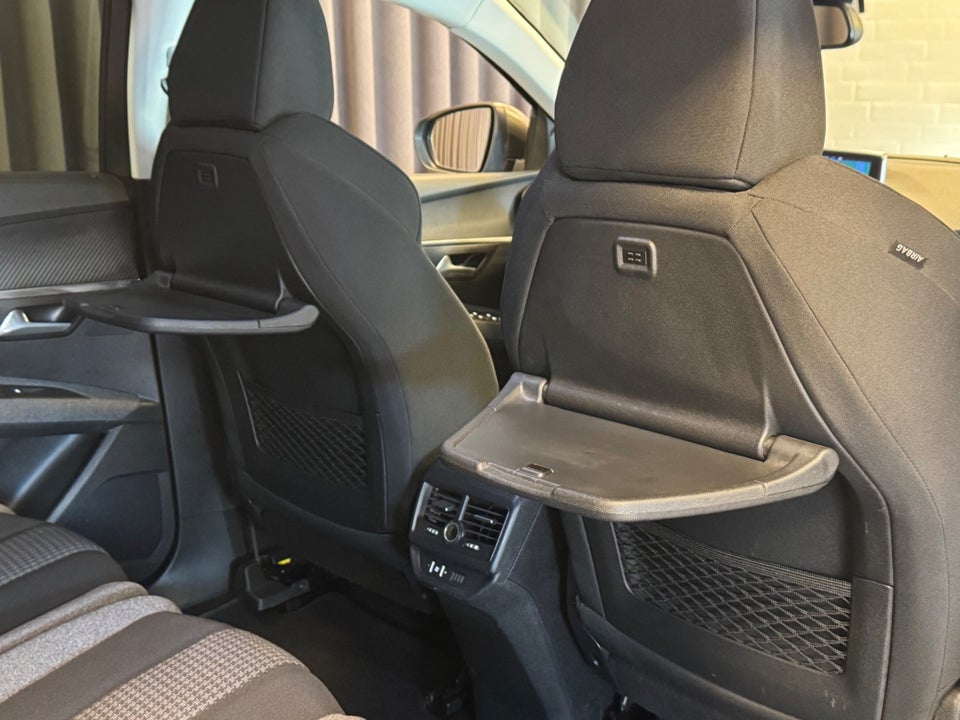 Peugeot 5008 1,6 BlueHDi 120 Allure 7prs 5d