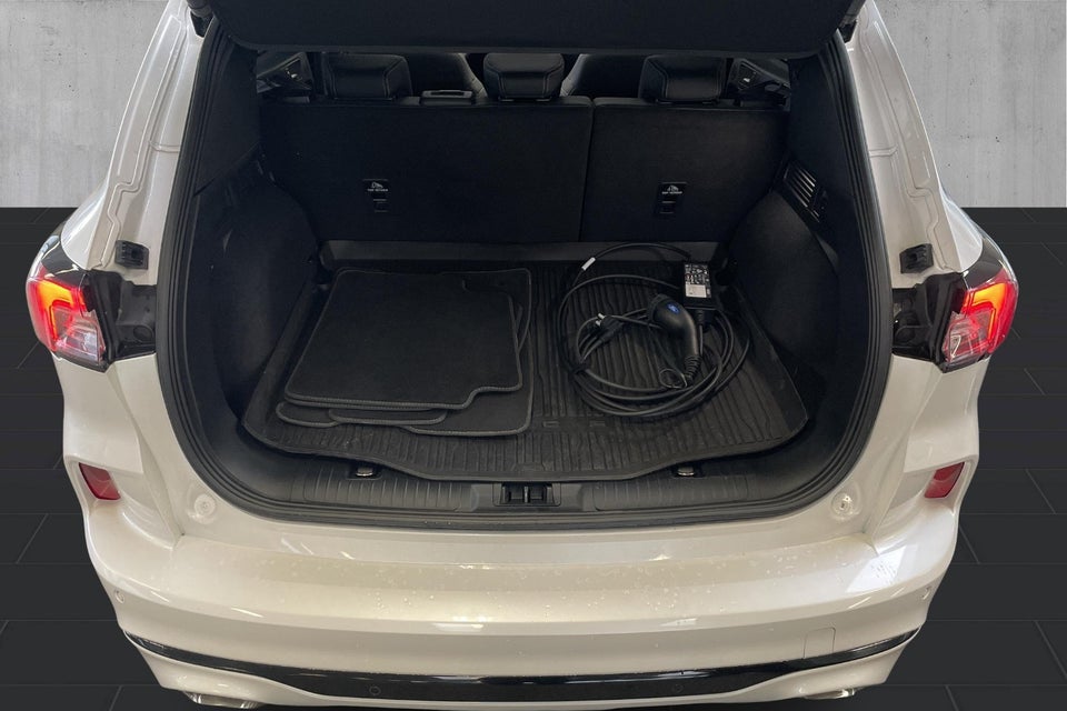 Ford Kuga 2,5 PHEV Vignale CVT 5d