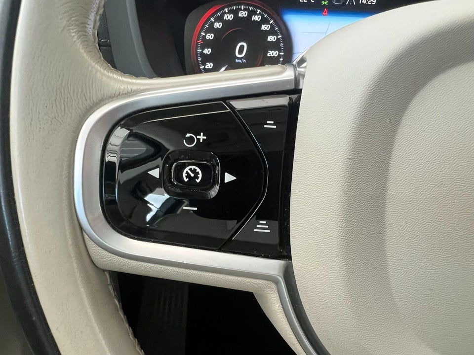 Volvo XC60 2,0 D4 190 Inscription aut. 5d