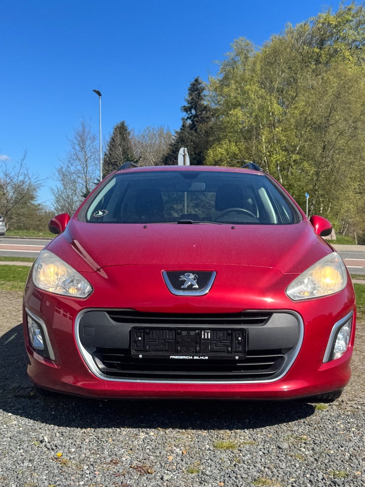 Peugeot 308 1,6 HDi 92 Comfort+ stc. 5d