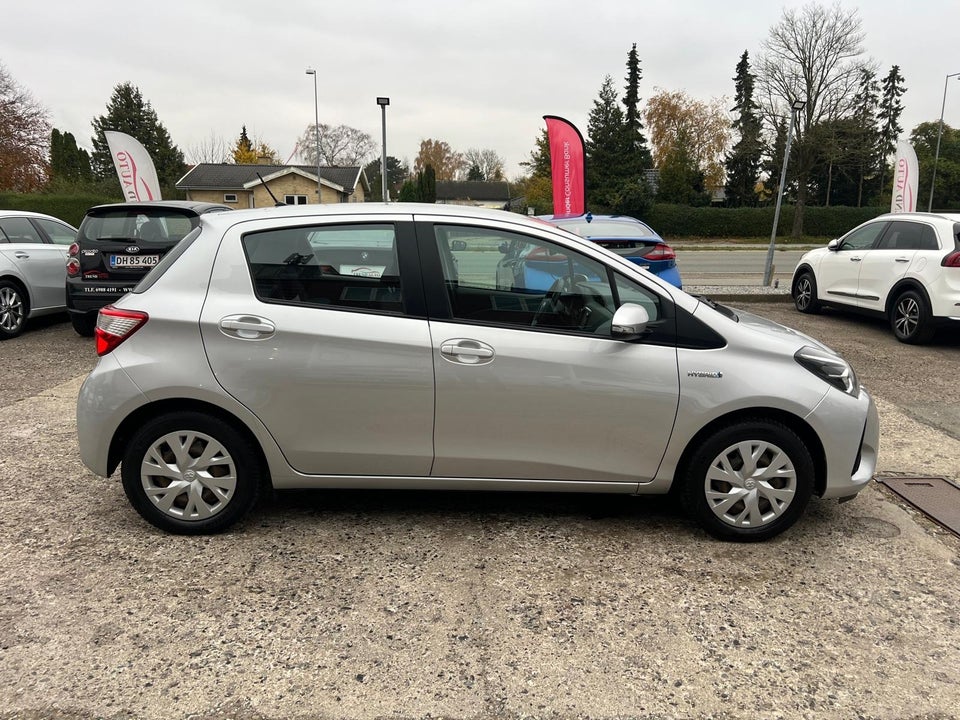 Toyota Yaris 1,5 Hybrid H2 e-CVT 5d